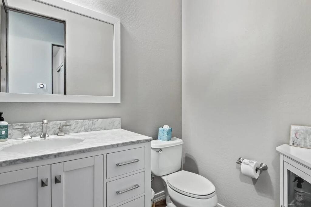 Phoenix Home With Heated Pool, Desert Views & Hot Tub Anthem Esterno foto
